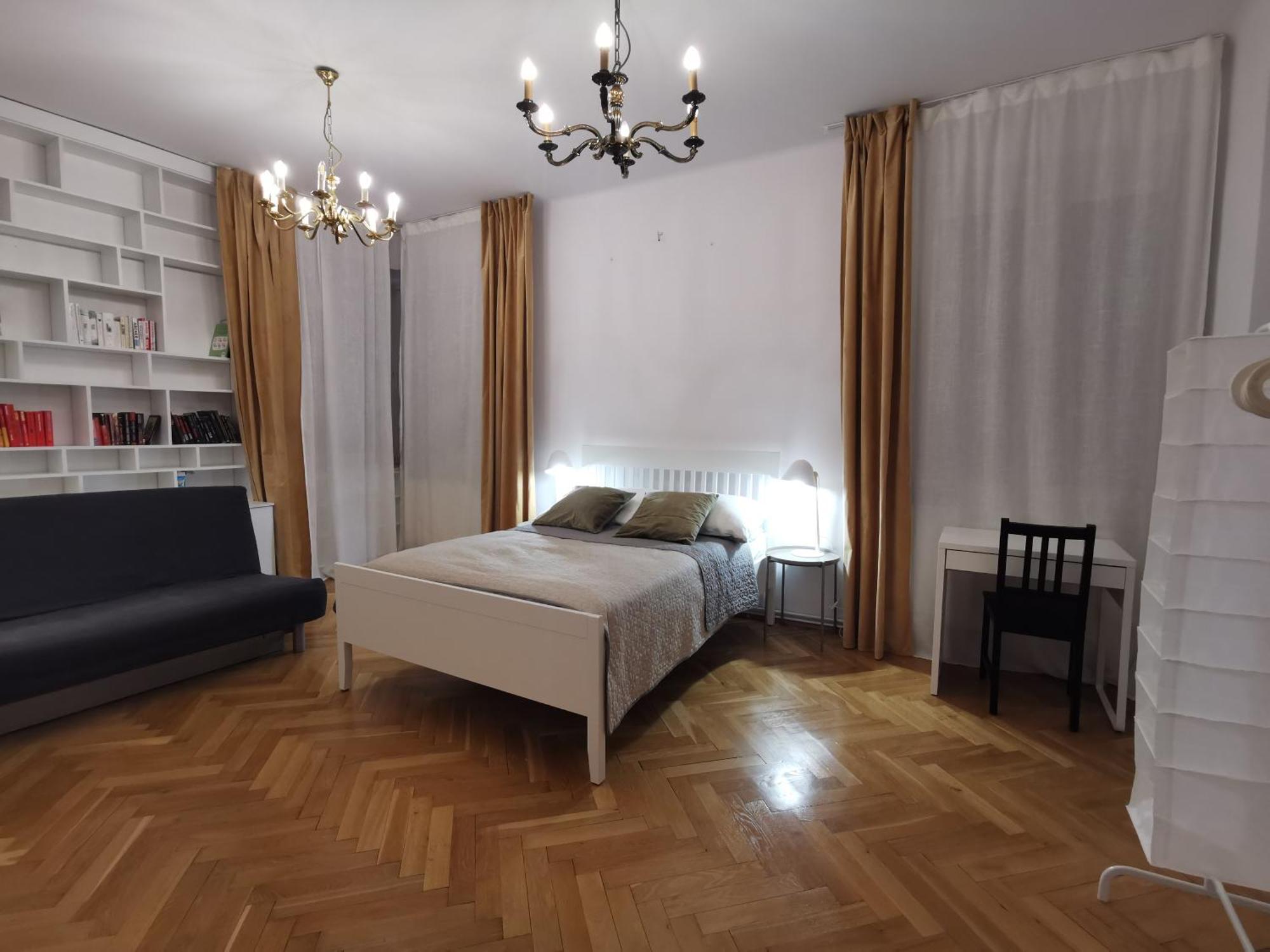 Cozy Spacious Apartment With Balcony คราคูฟ ภายนอก รูปภาพ